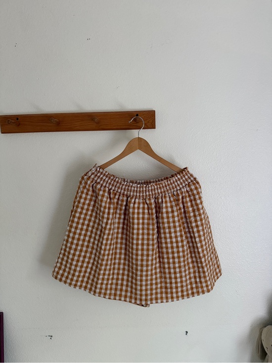 Forever 21 Dresses & Skirts - Forever 21 Tan and White Gingham Skater Skirt